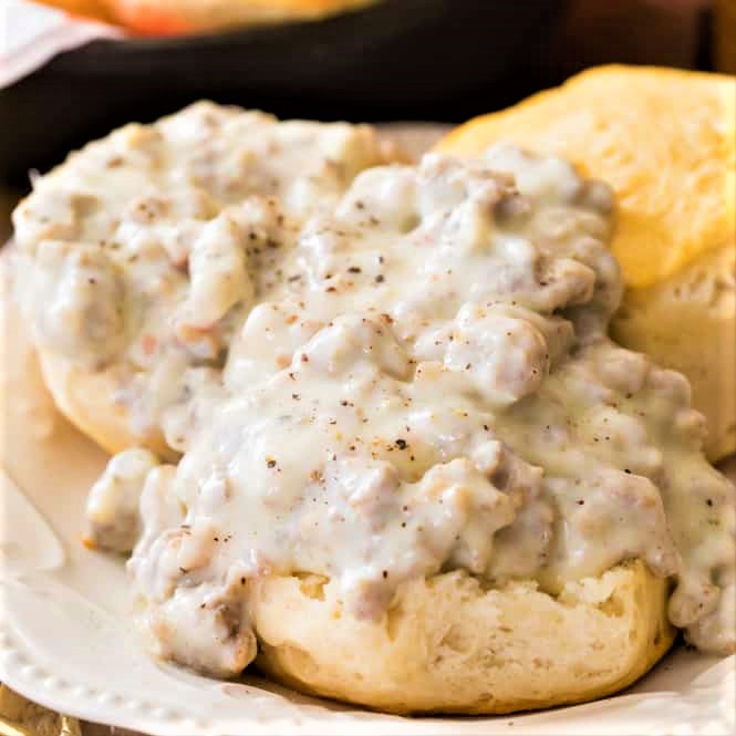 white sausage gravy