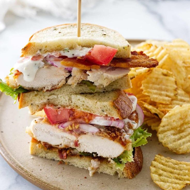 healthy chicken sandwich calories